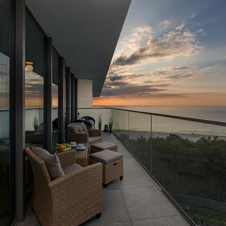 Royallux Apartment Waves Resort & Spa - Sea View From Balcony By Renters Prestige Miedzyzdroje Extérieur photo