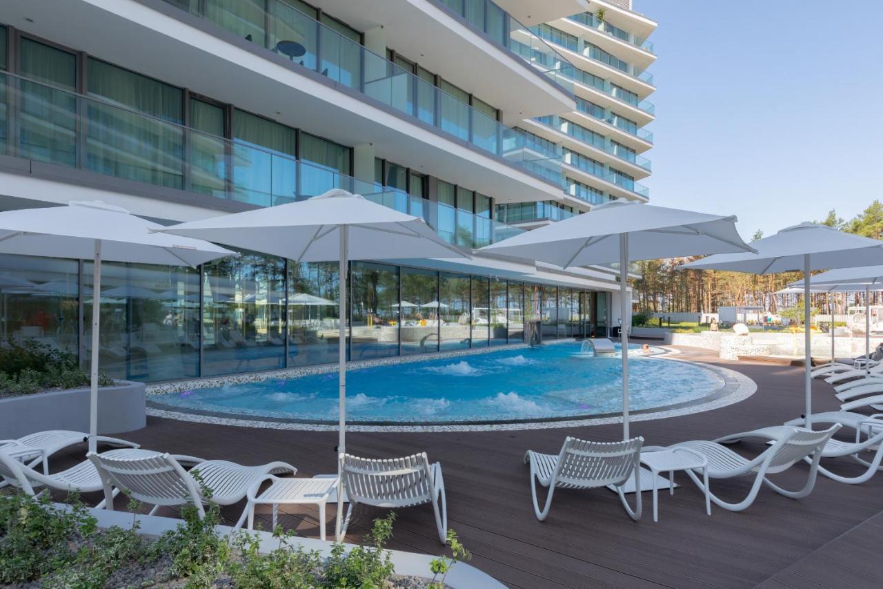 Royallux Apartment Waves Resort & Spa - Sea View From Balcony By Renters Prestige Miedzyzdroje Extérieur photo