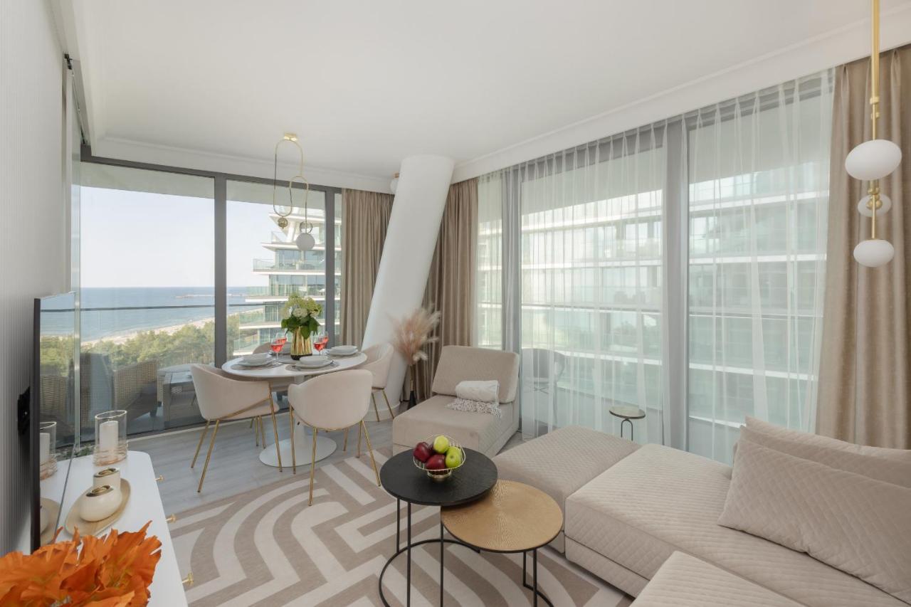 Royallux Apartment Waves Resort & Spa - Sea View From Balcony By Renters Prestige Miedzyzdroje Extérieur photo